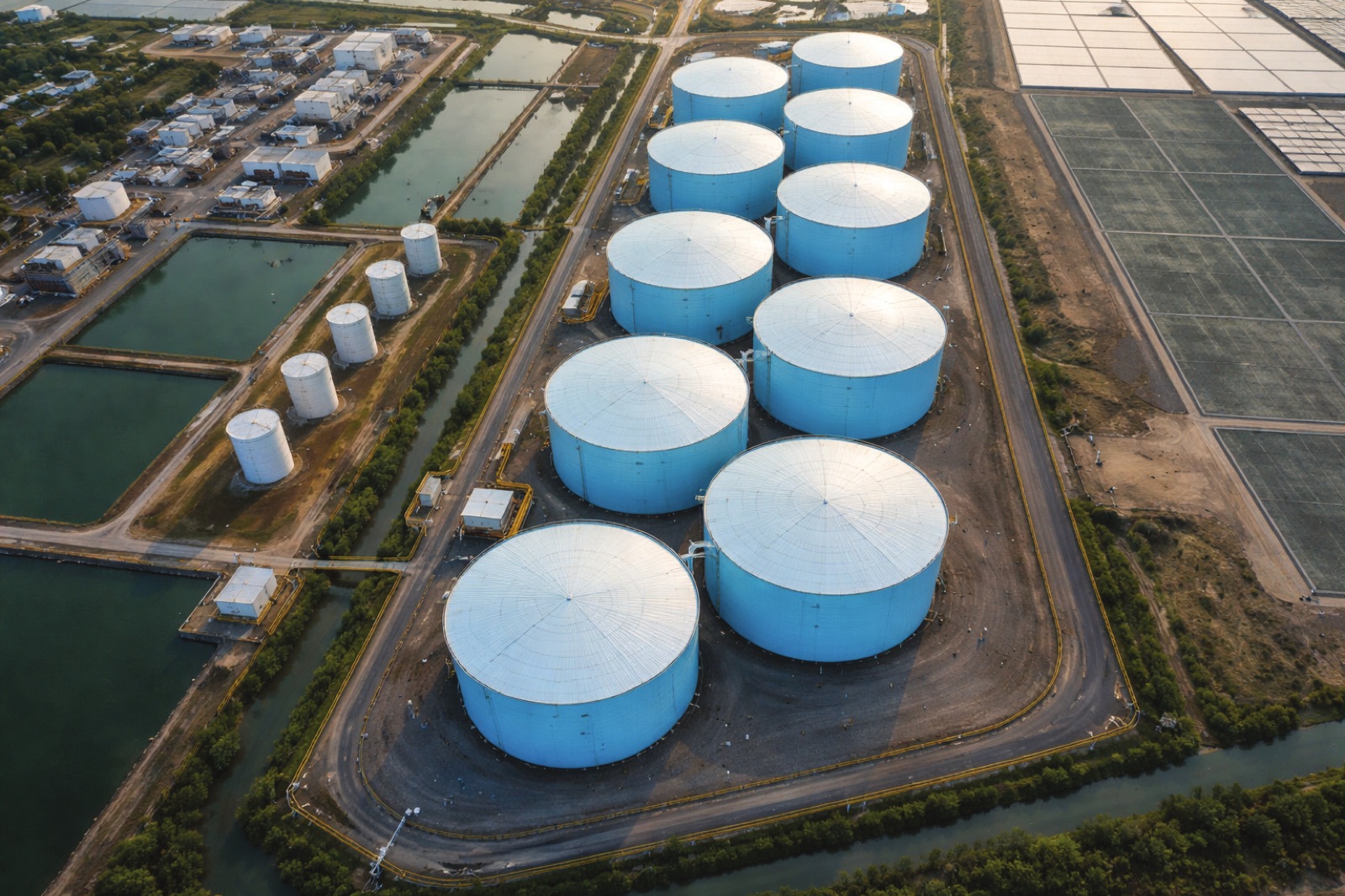 Petroleum storage terminal